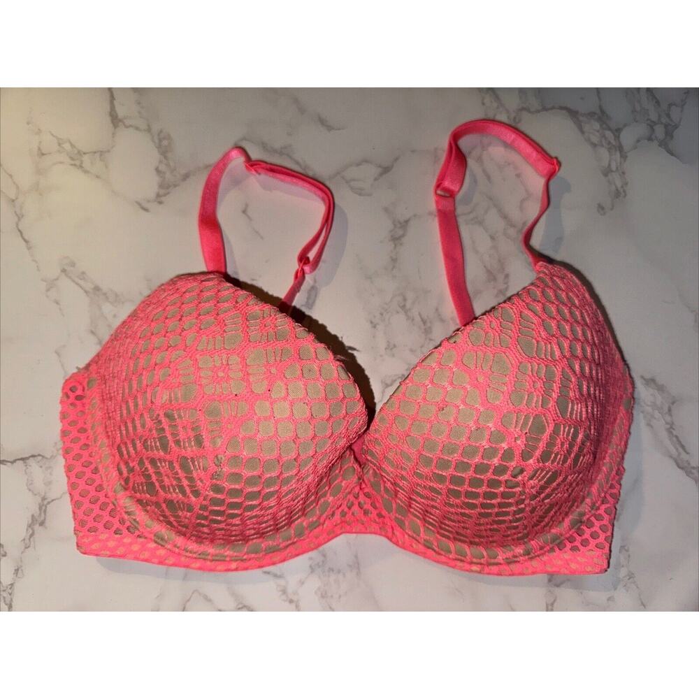 Victoria’s Secret Very Sexy Lightly Lined Plunge Bra 32DD Hot‎ Pink Lace